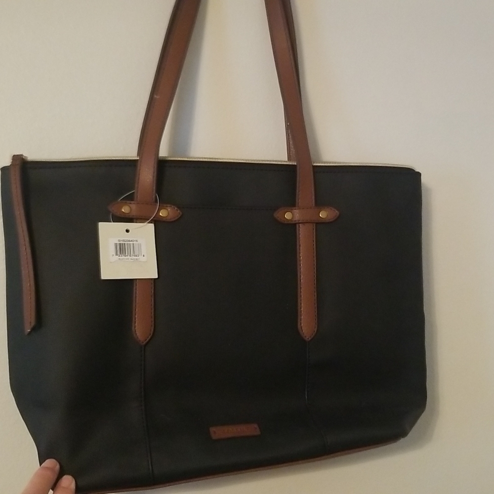 Fossil purse